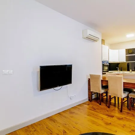 Apartment Chic *